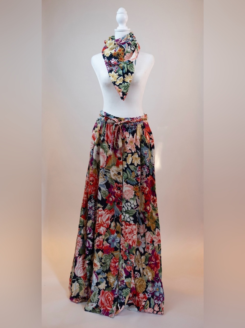 Vintage Madeleine M German Floral Maxi Skirt + Matching Scarf Size 40 / US 4-6
